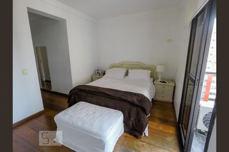 Apartamento à venda com 220m², 4 quartos e 3 vagasSuite