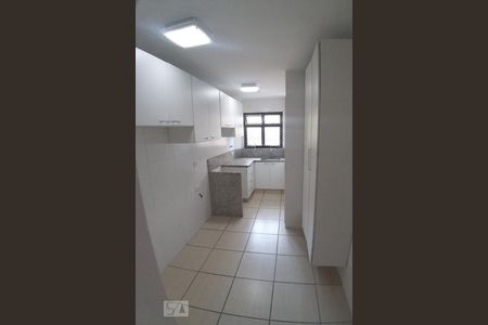 Apartamento à venda com 90m², 3 quartos e 2 vagas Apartamento à venda com 90m², 3 quartos e 2 vagasCozinha