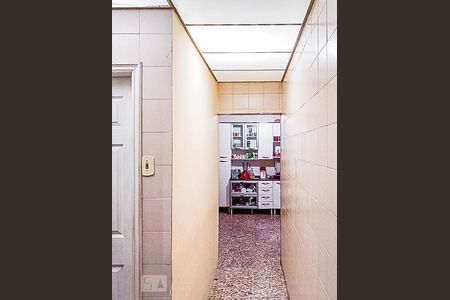 Casa à venda com 210m², 3 quartos e 3 vagasCorredor