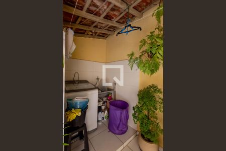 Casa à venda com 125m², 2 quartos e 1 vaga Casa à venda com 125m², 2 quartos e 1 vagaQuintal/Lavanderia