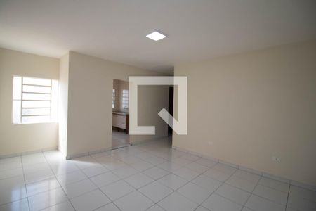 Sala de apartamento para alugar com 2 quartos, 77m² em Paraventi, Guarulhos