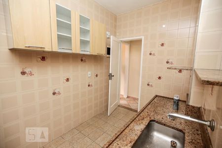 Apartamento à venda com 60m², 2 quartos e sem vagaCozinha