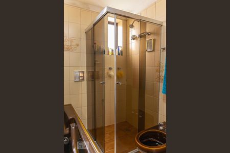 Apartamento à venda com 240m², 4 quartos e 3 vagasBanheiro da Suíte 1