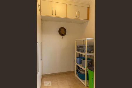 Apartamento à venda com 240m², 4 quartos e 3 vagasQuarto de Serviço