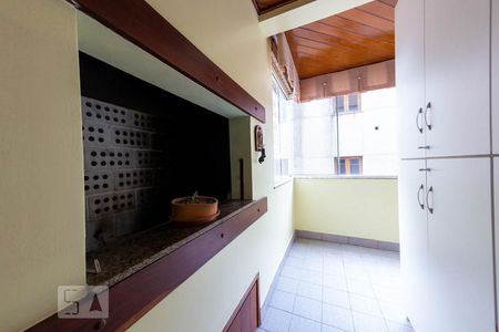 Apartamento à venda com 112m², 3 quartos e 1 vagaChurrasqueira