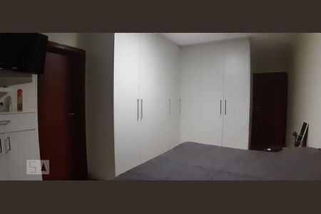 Casa à venda com 180m², 4 quartos e 4 vagasQuarto