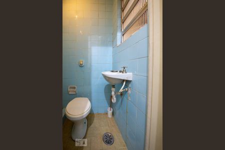 Apartamento à venda com 110m², 3 quartos e 1 vaga Apartamento à venda com 110m², 3 quartos e 1 vagaBanheiro de Serviço