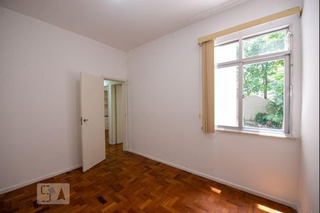 Apartamento à venda com 110m², 3 quartos e 1 vaga Apartamento à venda com 110m², 3 quartos e 1 vagaQuarto 3