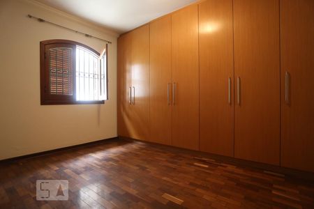 Casa à venda com 200m², 3 quartos e 4 vagasQuarto 2
