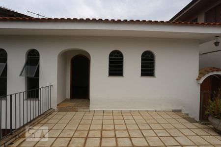 Casa à venda com 200m², 3 quartos e 4 vagasFachada da Casa