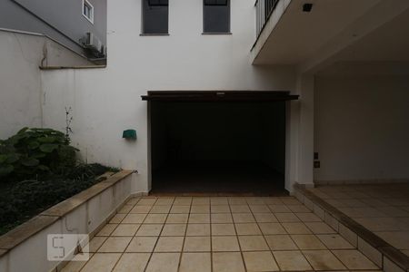Casa à venda com 200m², 3 quartos e 4 vagasGaragem
