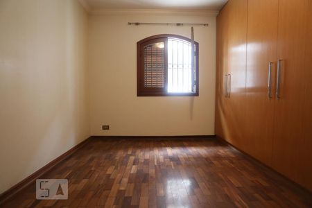 Casa à venda com 200m², 3 quartos e 4 vagasQuarto 2