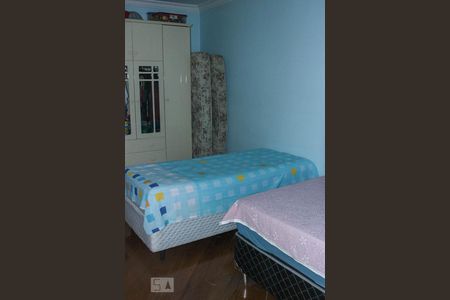 Casa à venda com 320m², 4 quartos e 4 vagas Casa à venda com 320m², 4 quartos e 4 vagasQuarto 2