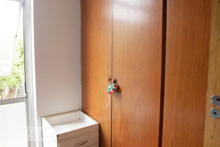 Apartamento para alugar com 60m², 2 quartos e 1 vaga Apartamento para alugar com 60m², 2 quartos e 1 vagaArmário - Dormitório