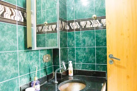 Apartamento para alugar com 60m², 2 quartos e 1 vaga Apartamento para alugar com 60m², 2 quartos e 1 vagaBanheiro