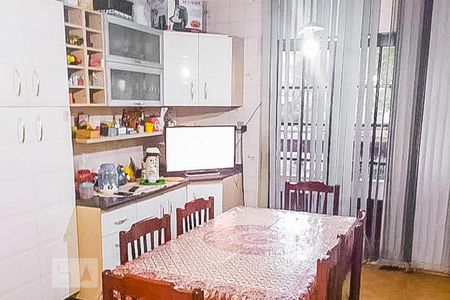 Apartamento à venda com 290m², 4 quartos e 1 vaga Apartamento à venda com 290m², 4 quartos e 1 vagaQuarto