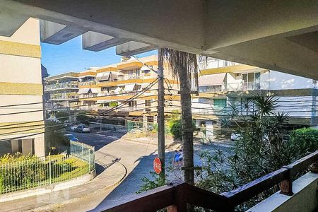 Apartamento à venda com 290m², 4 quartos e 1 vaga Apartamento à venda com 290m², 4 quartos e 1 vagaFachada