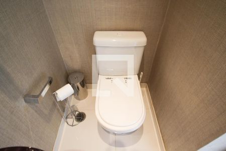 Lavabo  de apartamento para alugar com 1 quarto, 78m² em Vila Nova Conceição, São Paulo