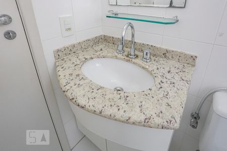 Apartamento para alugar com 63m², 2 quartos e 1 vaga Apartamento para alugar com 63m², 2 quartos e 1 vagaBanheiro