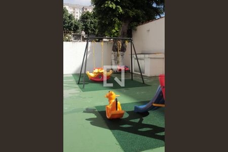 Apartamento à venda com 70m², 2 quartos e 1 vaga Apartamento à venda com 70m², 2 quartos e 1 vagaÁrea Comum - Playground