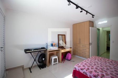 Casa de condomínio à venda com 177m², 3 quartos e 2 vagasQuarto 1