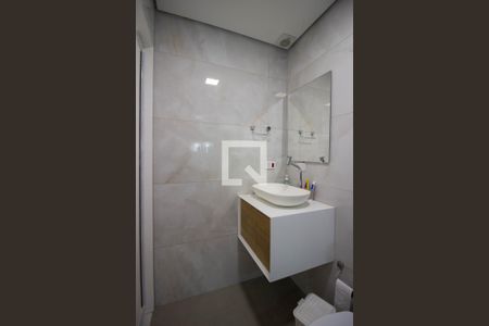 Casa de condomínio à venda com 177m², 3 quartos e 2 vagasBanheiro 2