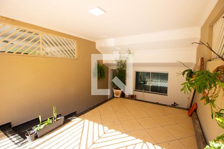 Casa de condomínio à venda com 177m², 3 quartos e 2 vagasGaragem