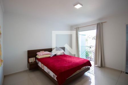 Casa de condomínio à venda com 177m², 3 quartos e 2 vagasSuite