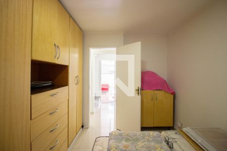 Casa de condomínio à venda com 177m², 3 quartos e 2 vagasQuarto 2