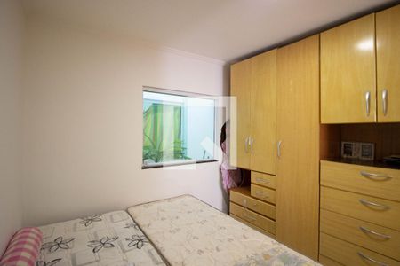 Casa de condomínio à venda com 177m², 3 quartos e 2 vagasQuarto 2