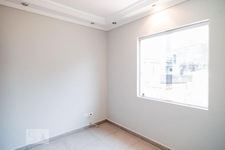 Suíte 1 de casa para alugar com 3 quartos, 300m² em Vila Cordeiro, São Paulo