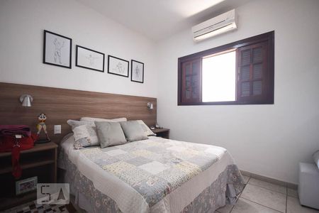 Casa à venda com 120m², 3 quartos e 2 vagas Casa à venda com 120m², 3 quartos e 2 vagasQuarto 1