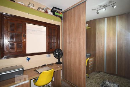 Casa à venda com 120m², 3 quartos e 2 vagas Casa à venda com 120m², 3 quartos e 2 vagasQuarto 2