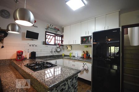 Casa à venda com 120m², 3 quartos e 2 vagas Casa à venda com 120m², 3 quartos e 2 vagasCozinha