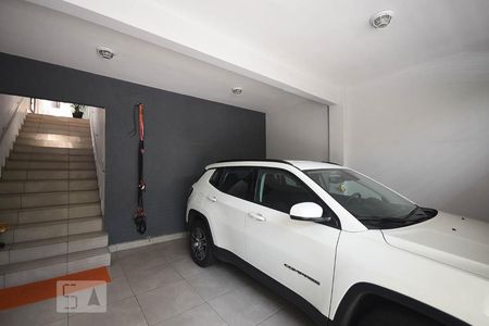 Casa à venda com 120m², 3 quartos e 2 vagas Casa à venda com 120m², 3 quartos e 2 vagasGaragem