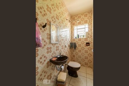 Casa à venda com 260m², 7 quartos e 2 vagas Casa à venda com 260m², 7 quartos e 2 vagasBanheiro 2