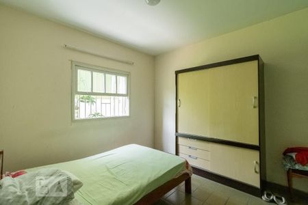 Casa à venda com 260m², 7 quartos e 2 vagas Casa à venda com 260m², 7 quartos e 2 vagasQuarto 4