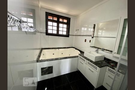 Apartamento à venda com 145m², 1 quarto e sem vagaBanheiro 3