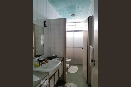 Casa à venda com 726m², 3 quartos e 2 vagas