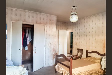 Casa à venda com 726m², 3 quartos e 2 vagas Casa à venda com 726m², 3 quartos e 2 vagasSuíte