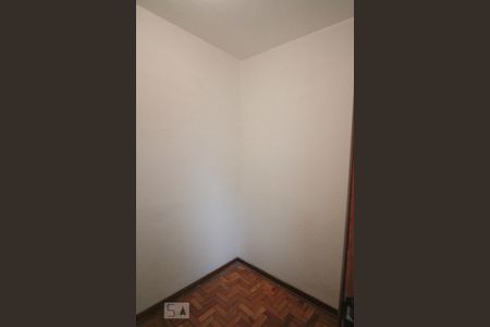 Apartamento à venda com 60m², 2 quartos e sem vaga Apartamento à venda com 60m², 2 quartos e sem vagaQuarto de Serviço