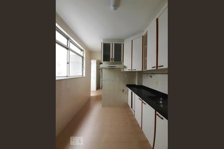 Apartamento à venda com 110m², 3 quartos e 2 vagas Apartamento à venda com 110m², 3 quartos e 2 vagasCozinha
