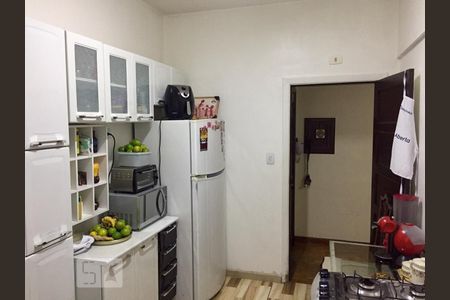 Cozinha de apartamento para alugar com 1 quarto, 62m² em Bela Vista, São Paulo
