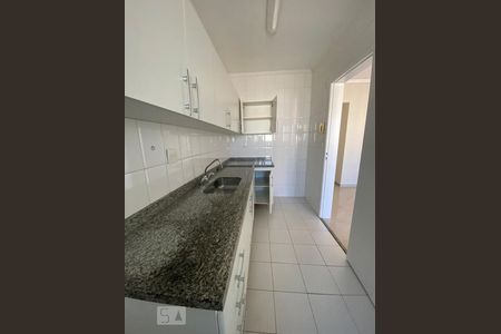 Apartamento à venda com 80m², 2 quartos e 2 vagas Apartamento à venda com 80m², 2 quartos e 2 vagasCozinha