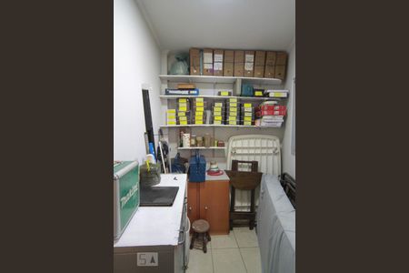 Casa à venda com 165m², 3 quartos e 2 vagas Casa à venda com 165m², 3 quartos e 2 vagasQuarto de Serviço