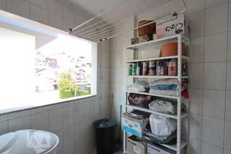 Casa à venda com 165m², 3 quartos e 2 vagas Casa à venda com 165m², 3 quartos e 2 vagasÁrea de Serviço