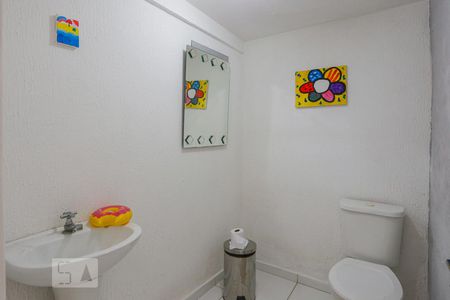 Casa à venda com 192m², 3 quartos e 4 vagas Casa à venda com 192m², 3 quartos e 4 vagasBanheiro