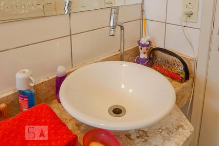 Casa à venda com 192m², 3 quartos e 4 vagas Casa à venda com 192m², 3 quartos e 4 vagasBanheiro Suíte