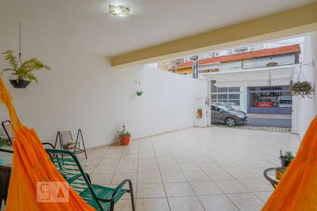 Casa à venda com 192m², 3 quartos e 4 vagas Casa à venda com 192m², 3 quartos e 4 vagasGaragem