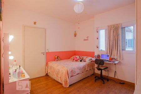 Casa à venda com 192m², 3 quartos e 4 vagas Casa à venda com 192m², 3 quartos e 4 vagasQuarto 2 Suíte